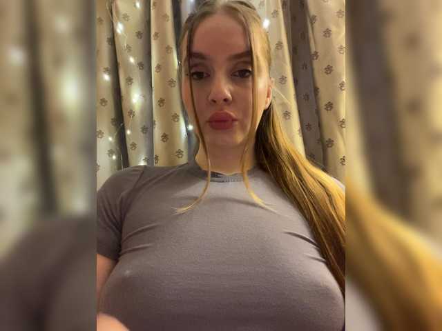 Natalymoodhot live cam on BongaCams