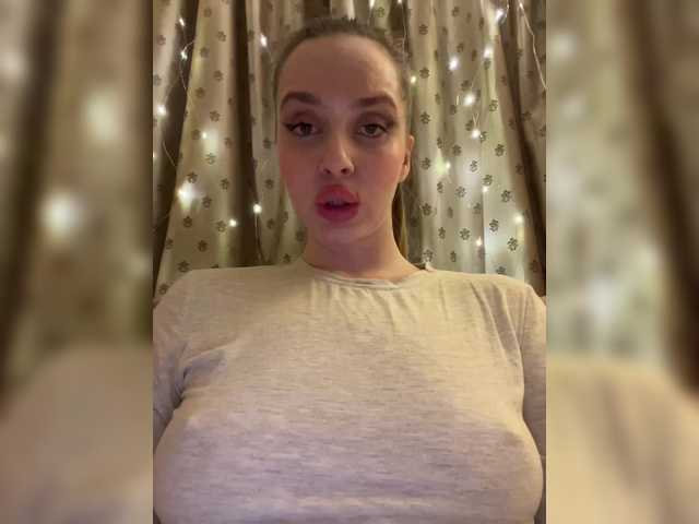 Natalymoodhot's BongaCams show and profile