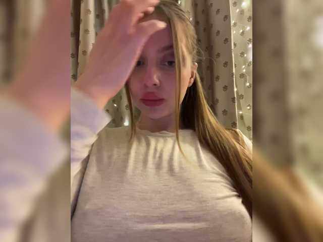 Dashahot8989 live cam preview