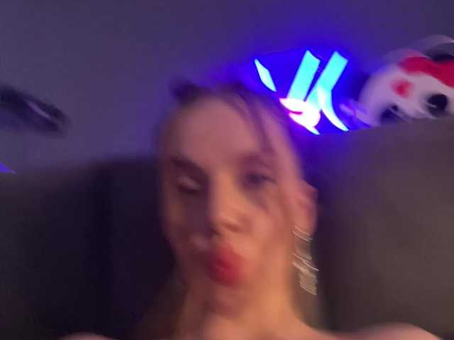  Natalymoodhot chat room