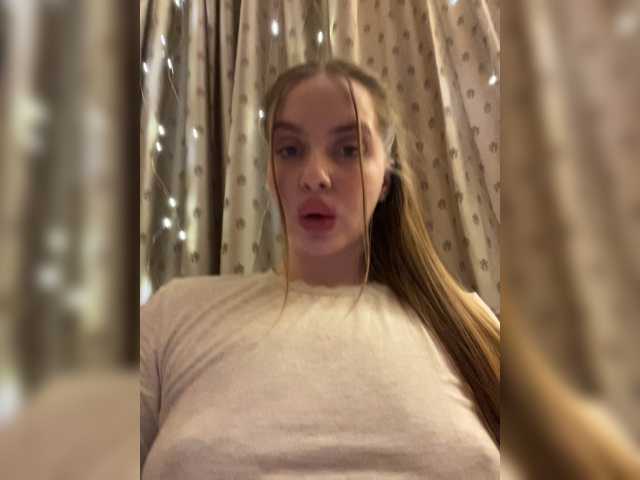 Natalymoodhot live cam