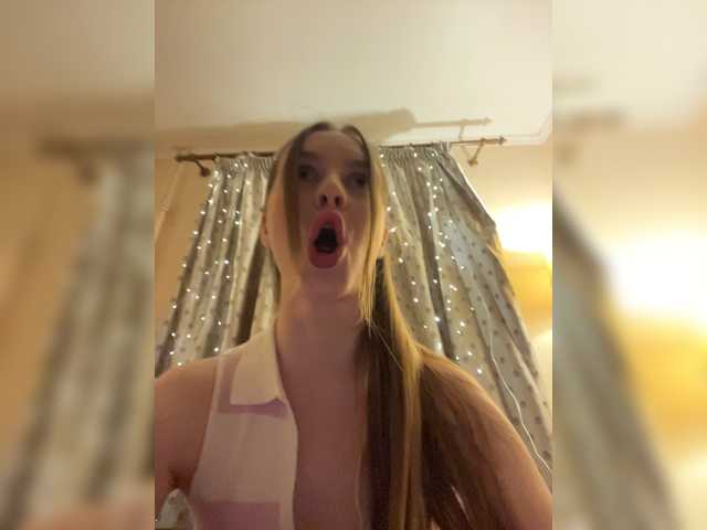 Natalymoodhot live cam on BongaCams