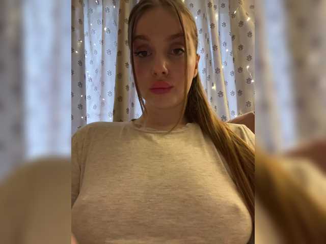Natalymoodhot live cam on BongaCams