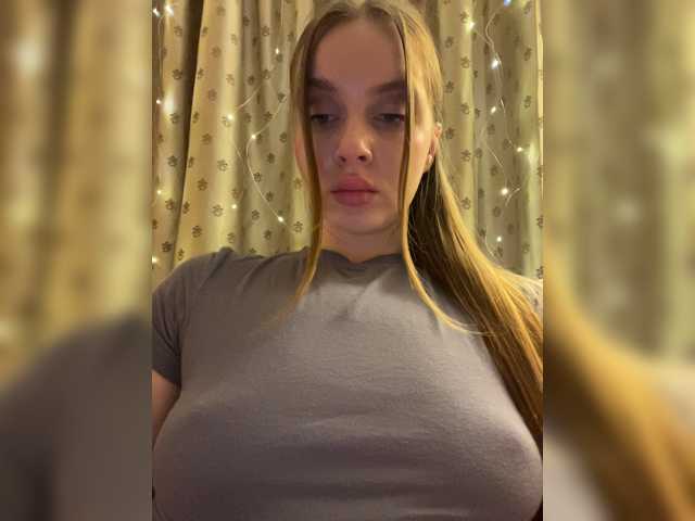 Natalymoodhot live cam on BongaCams