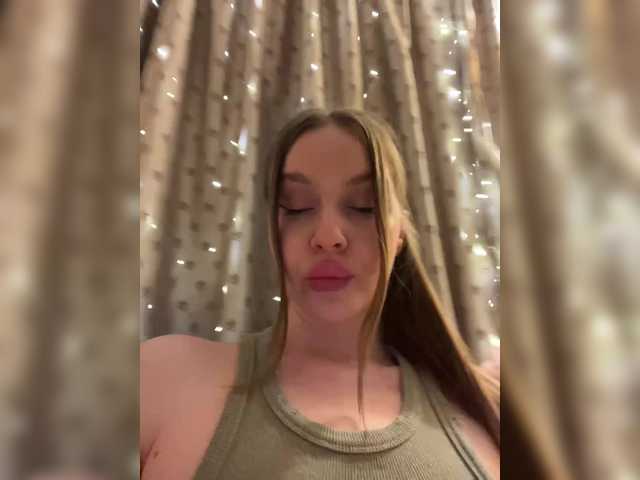 Natalymoodhot live cam on BongaCams