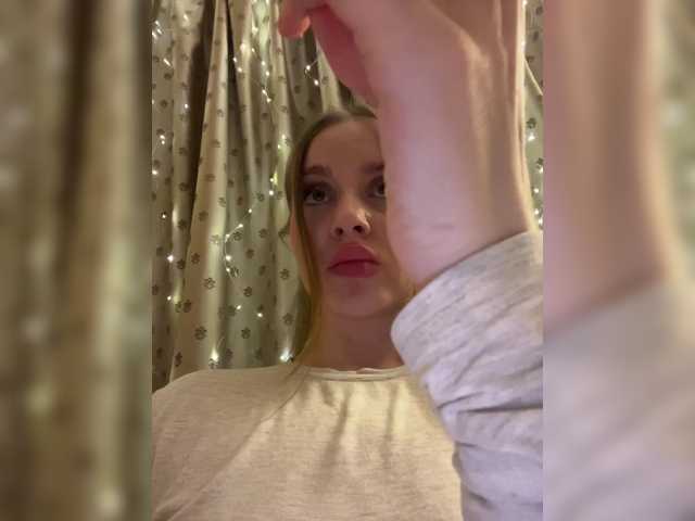 Dashahot8989 live webcam