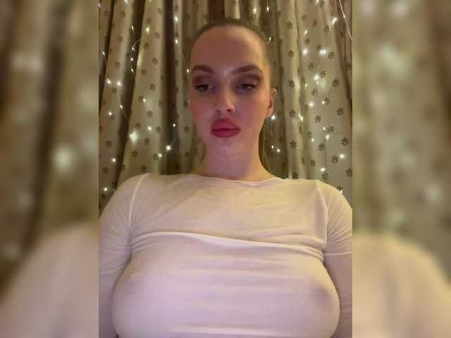 Natalymoodhot's BongaCams show and profile
