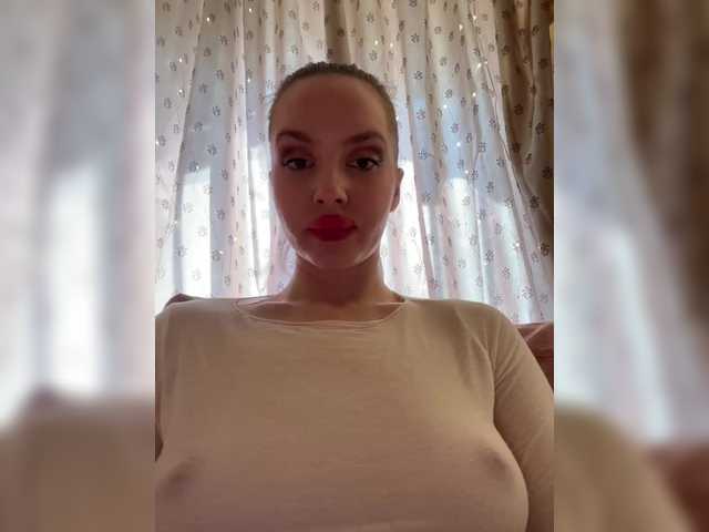 Natalymoodhot's BongaCams show and profile