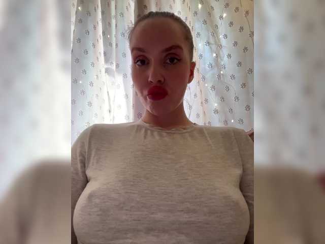 Natalymoodhot's BongaCams show and profile