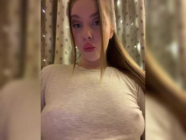 Natalymoodhot live cam on BongaCams
