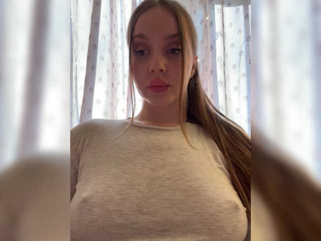 Natalymoodhot live cam on BongaCams
