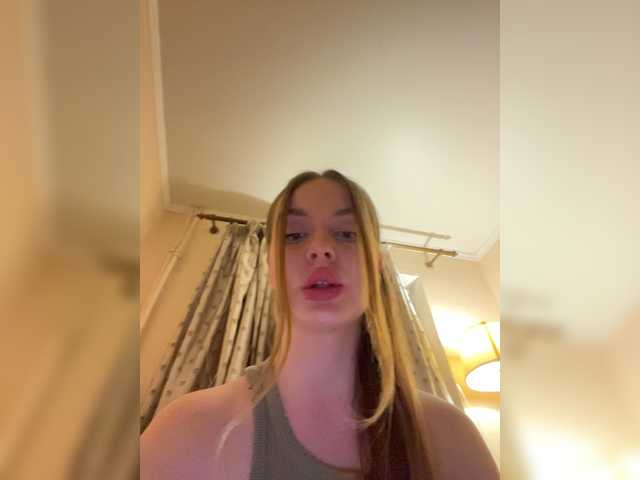 Natalymoodhot live cam on BongaCams