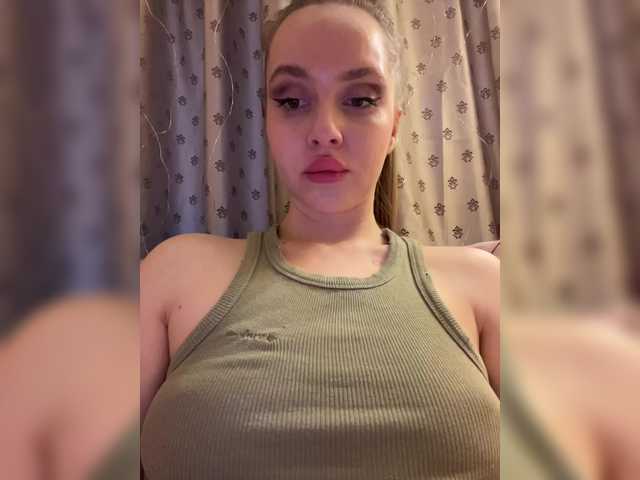 Natalymoodhot live cam on BongaCams