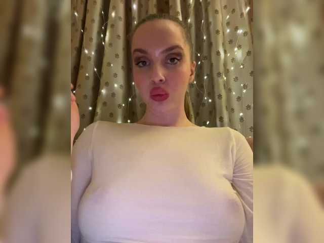 Natalymoodhot's BongaCams show and profile