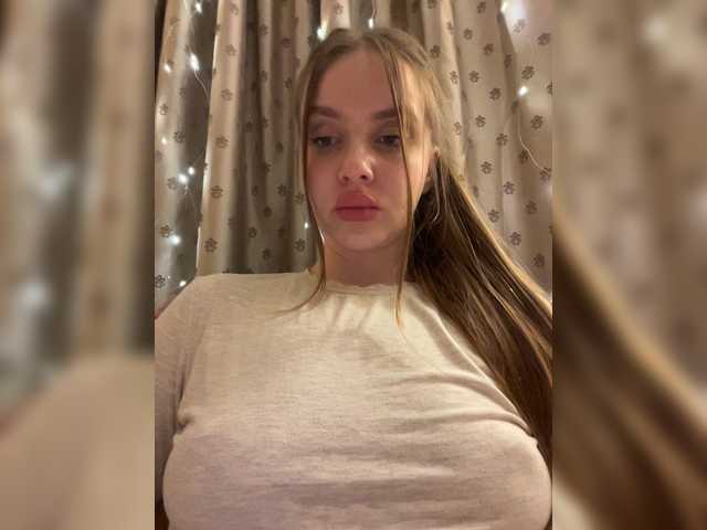 natalymoodhot cam belle