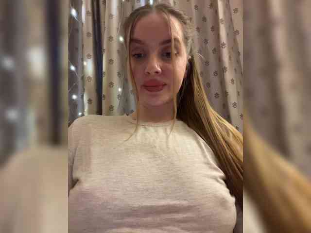 KissMay webcam