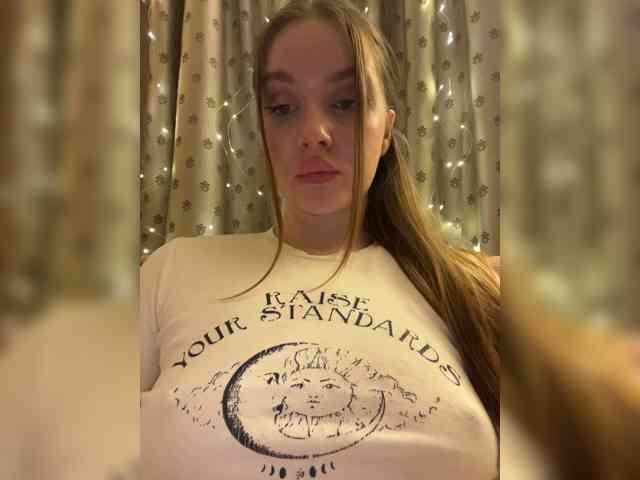 Dashahot8989 webcam