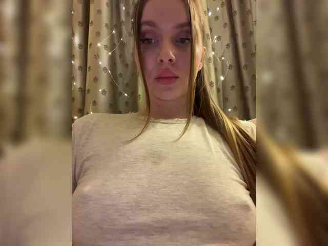 Dashahot8989 webcam