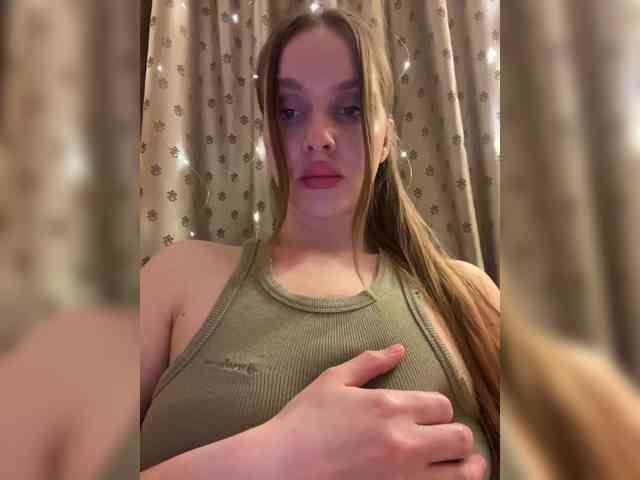 Dashahot8989 webcam