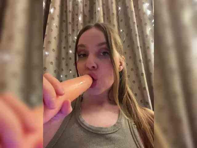 Dashahot8989 webcam