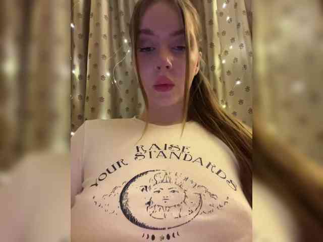 Dashahot8989 webcam