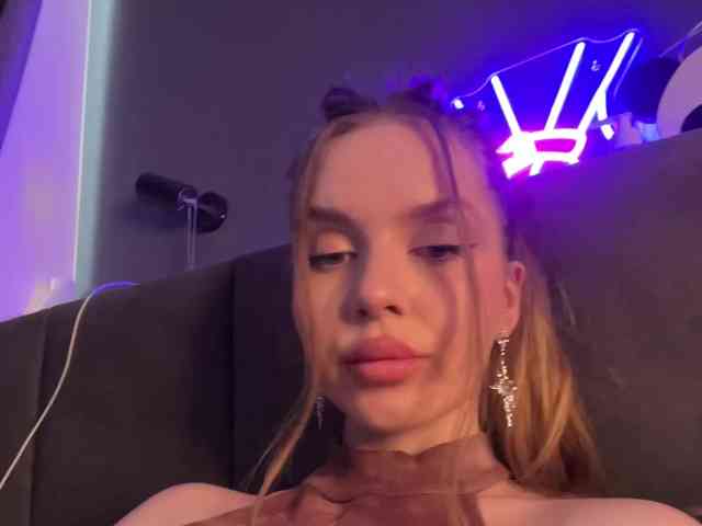 KissMay webcam