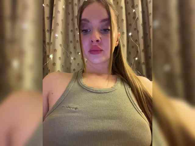 Dashahot8989 webcam