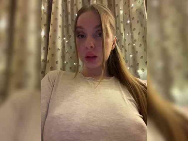 Dashahot8989 webcam