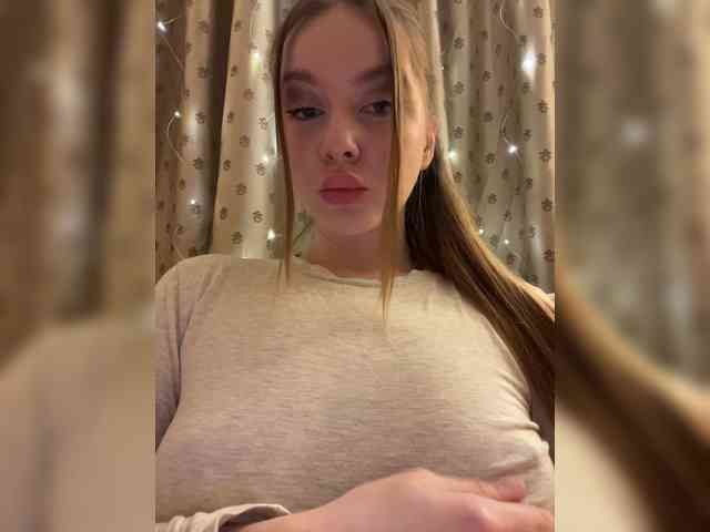 Dashahot8989 webcam