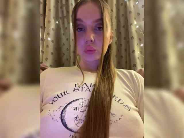 Dashahot8989 webcam