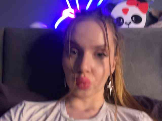 KissMay webcam