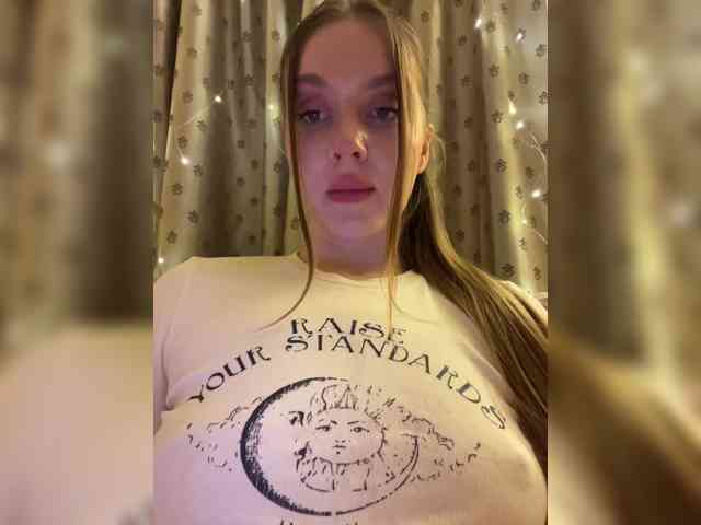 Dashahot8989 webcam