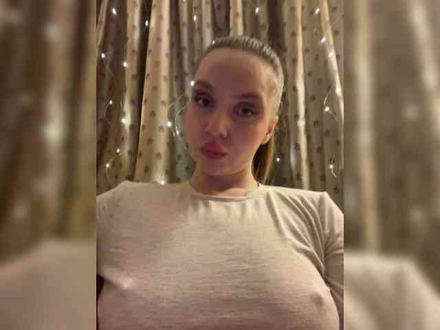 Dashahot8989 webcam