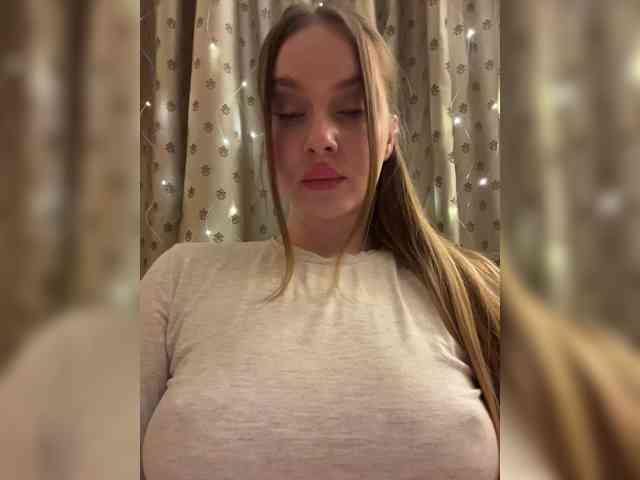 Dashahot8989 webcam