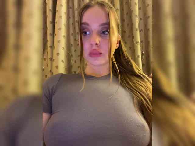 Dashahot8989 webcam