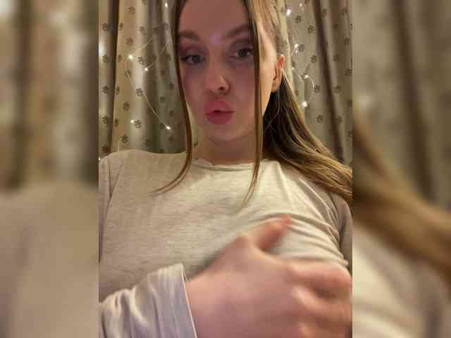 Dashahot8989 webcam