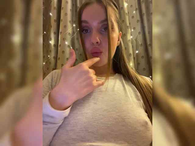 Dashahot8989 webcam