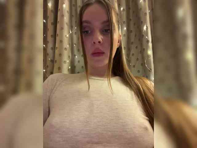 Dashahot8989 webcam