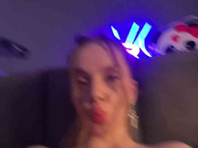 KissMay webcam