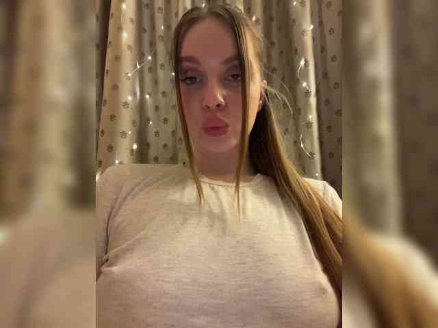 Dashahot8989 webcam