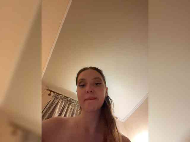 Dashahot8989 webcam