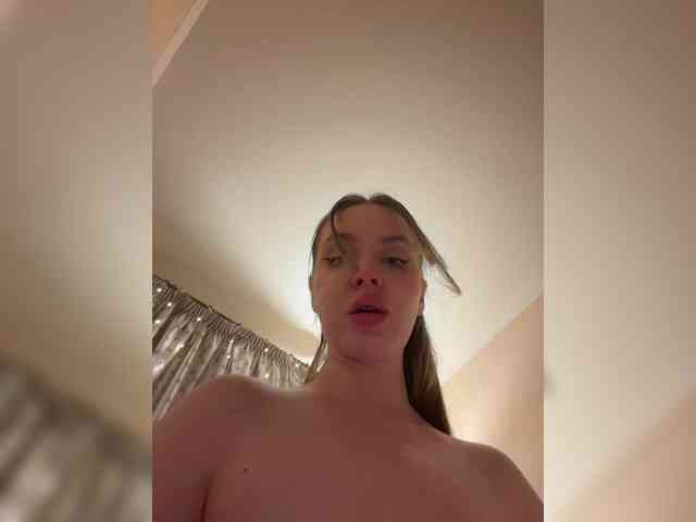 Dashahot8989 webcam