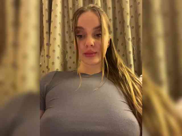 Dashahot8989 webcam