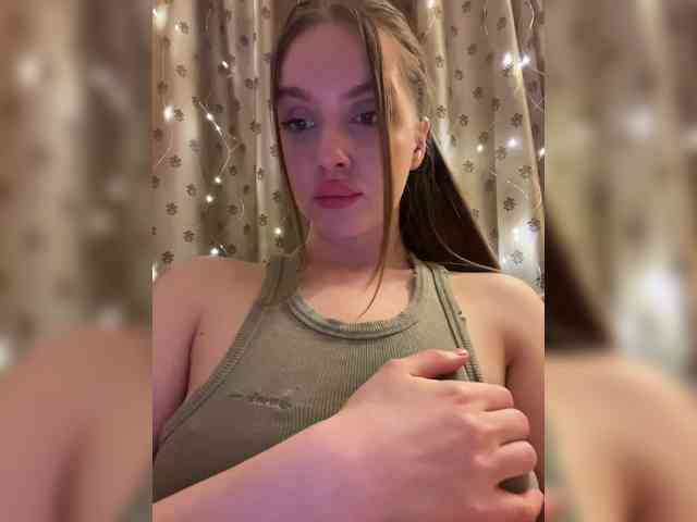 Dashahot8989 webcam
