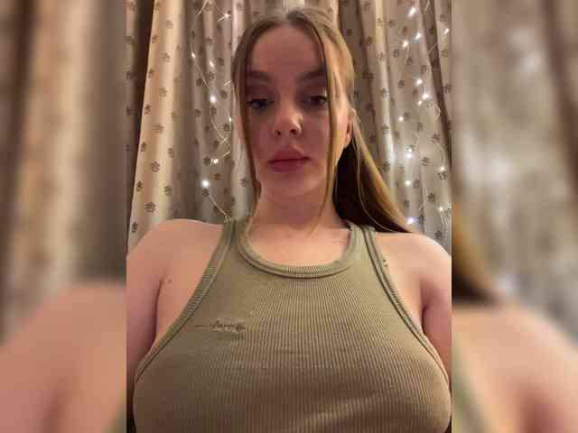 Dashahot8989 webcam