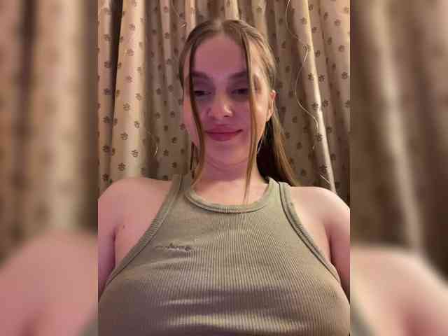 Dashahot8989 webcam