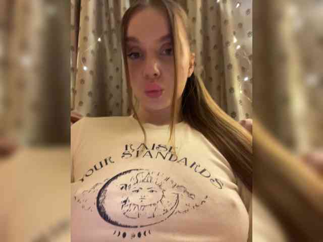 Dashahot8989 webcam