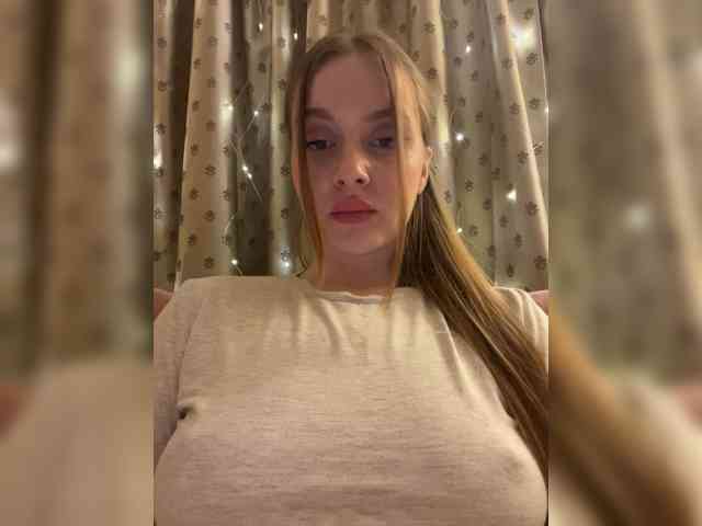 Dashahot8989 webcam