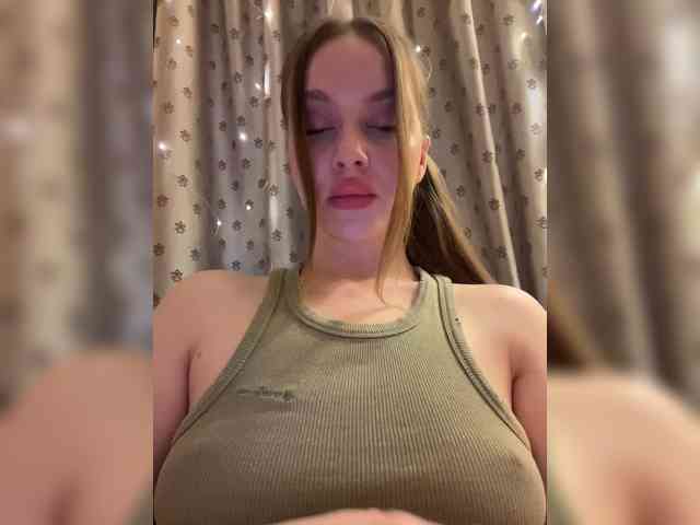Dashahot8989 webcam