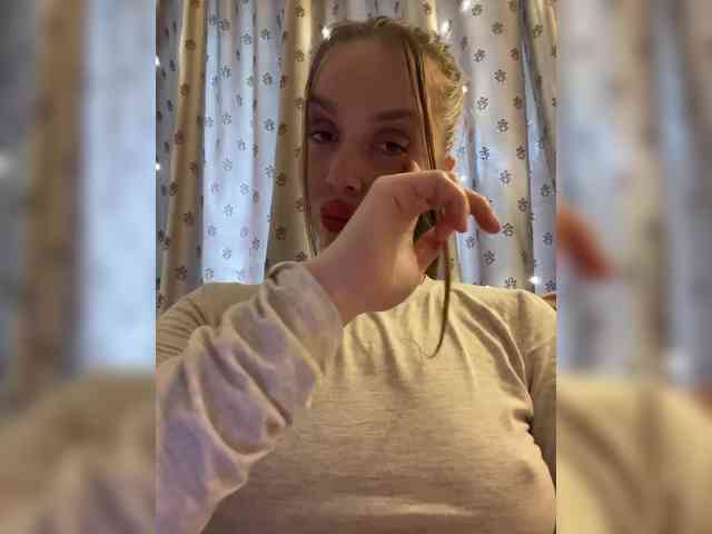 Modèle: KissMay